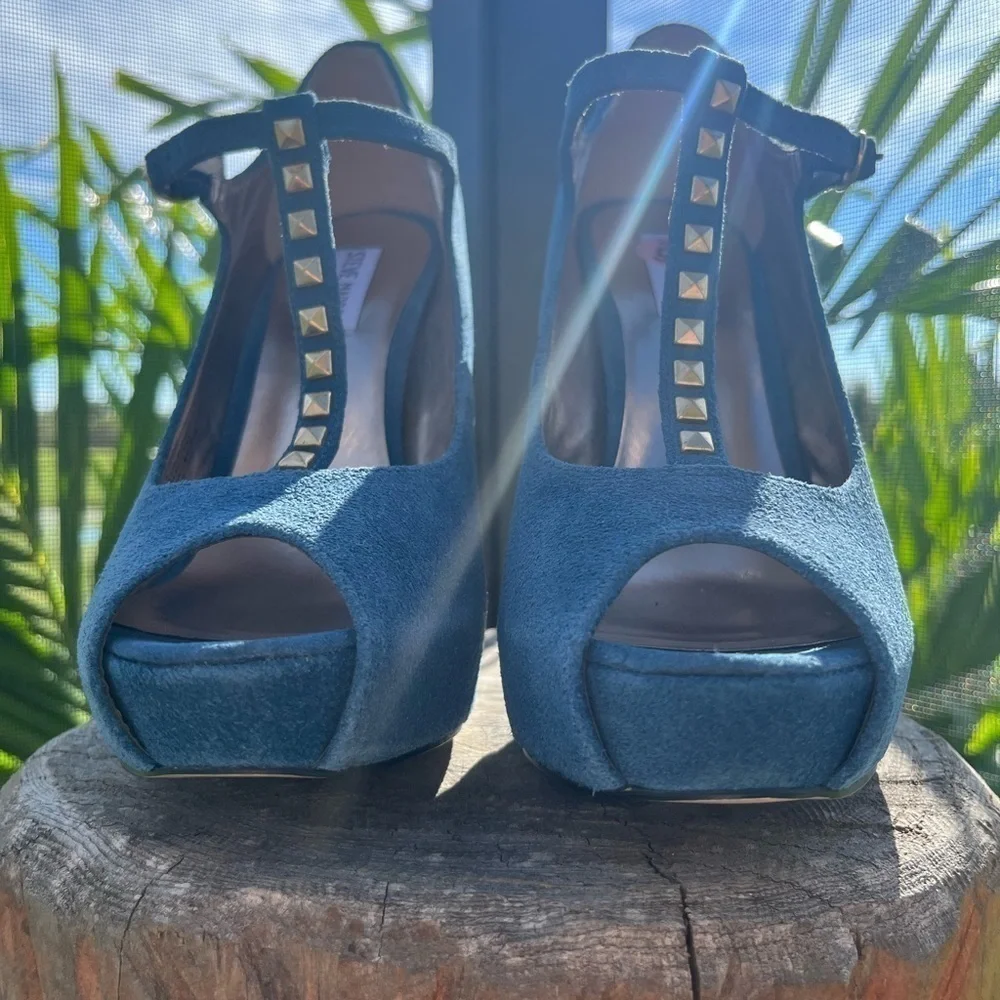 Steve Madden Blue Open Toe Heels